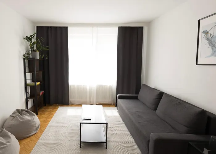 Retro In The Center. Appartement Wenen
