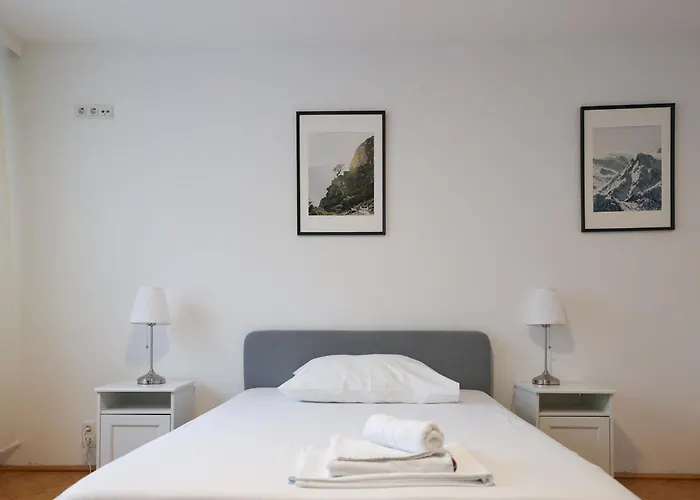Retro In The Center. Appartement